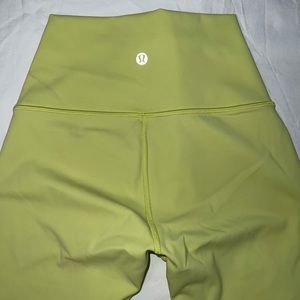 Lululemon size 2 light green align leggings, never worn.